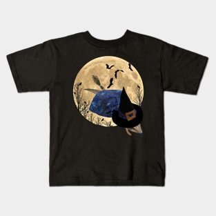 Blue Tongued Skink Witch Kids T-Shirt